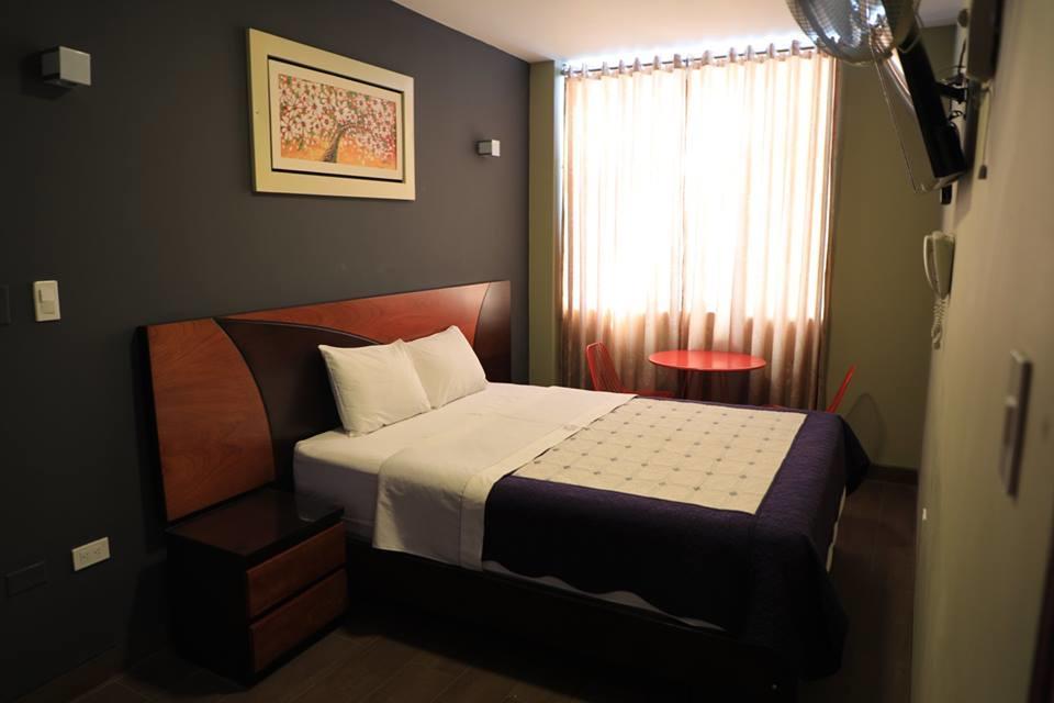 Hotel Vicente De La Vega Chiclayo Luaran gambar